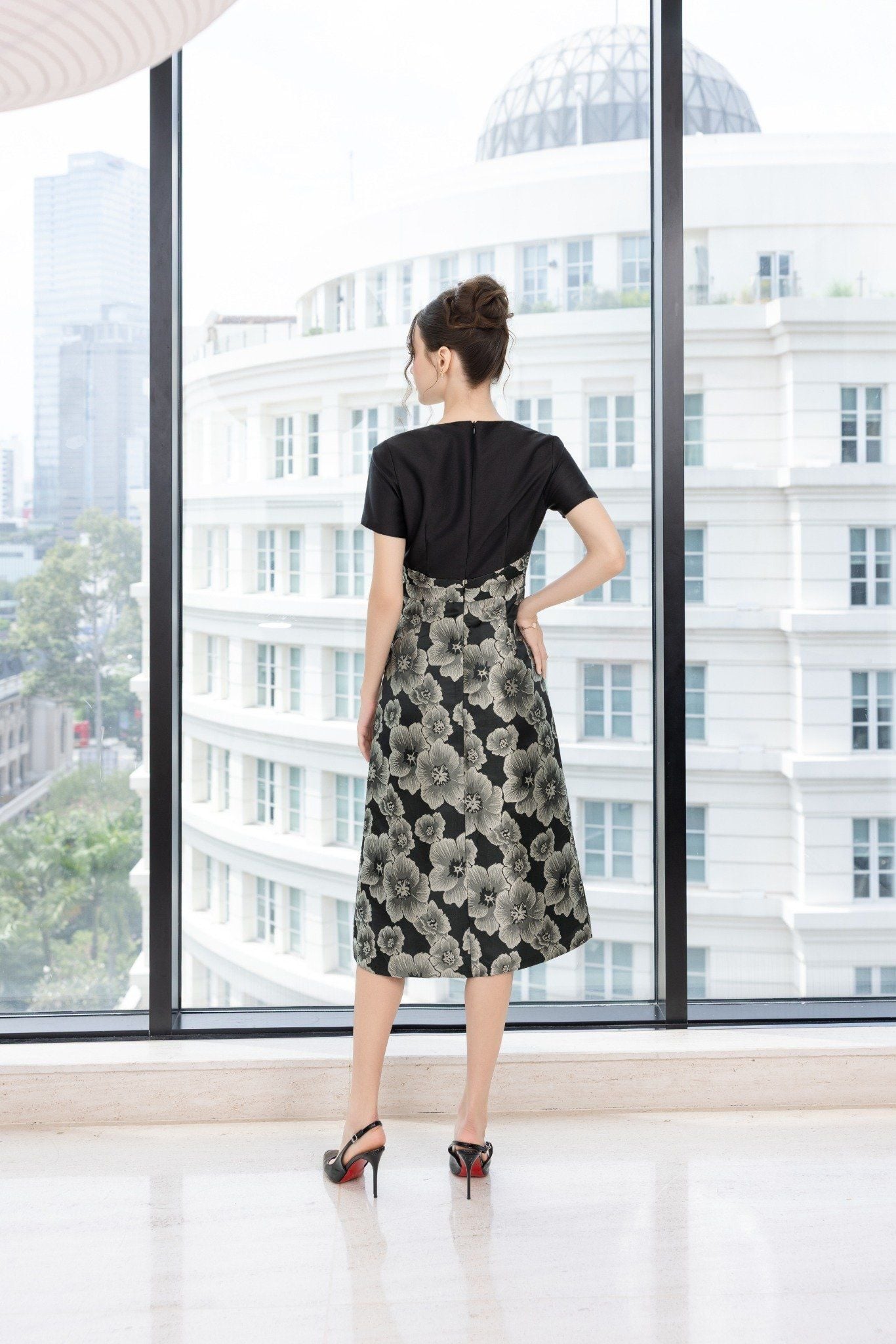 ĐẦM GẤM PHỐI HOA D05692