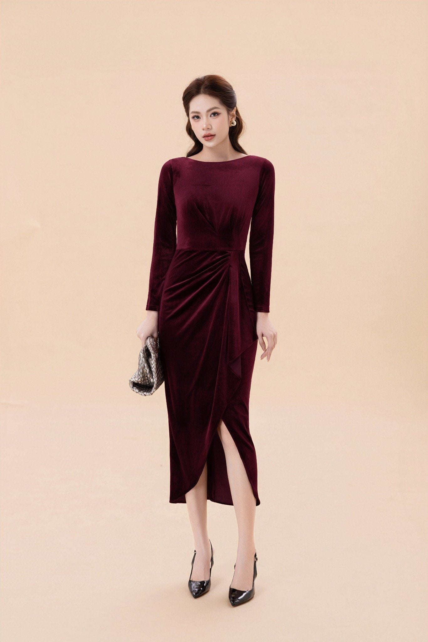 ĐẦM NHUNG ĐỎ D05752