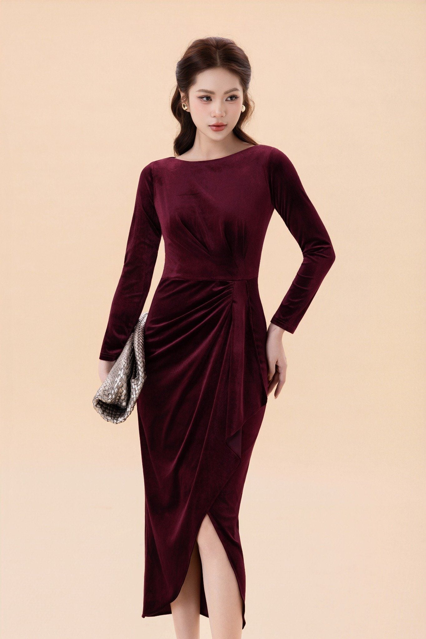 ĐẦM NHUNG ĐỎ D05752