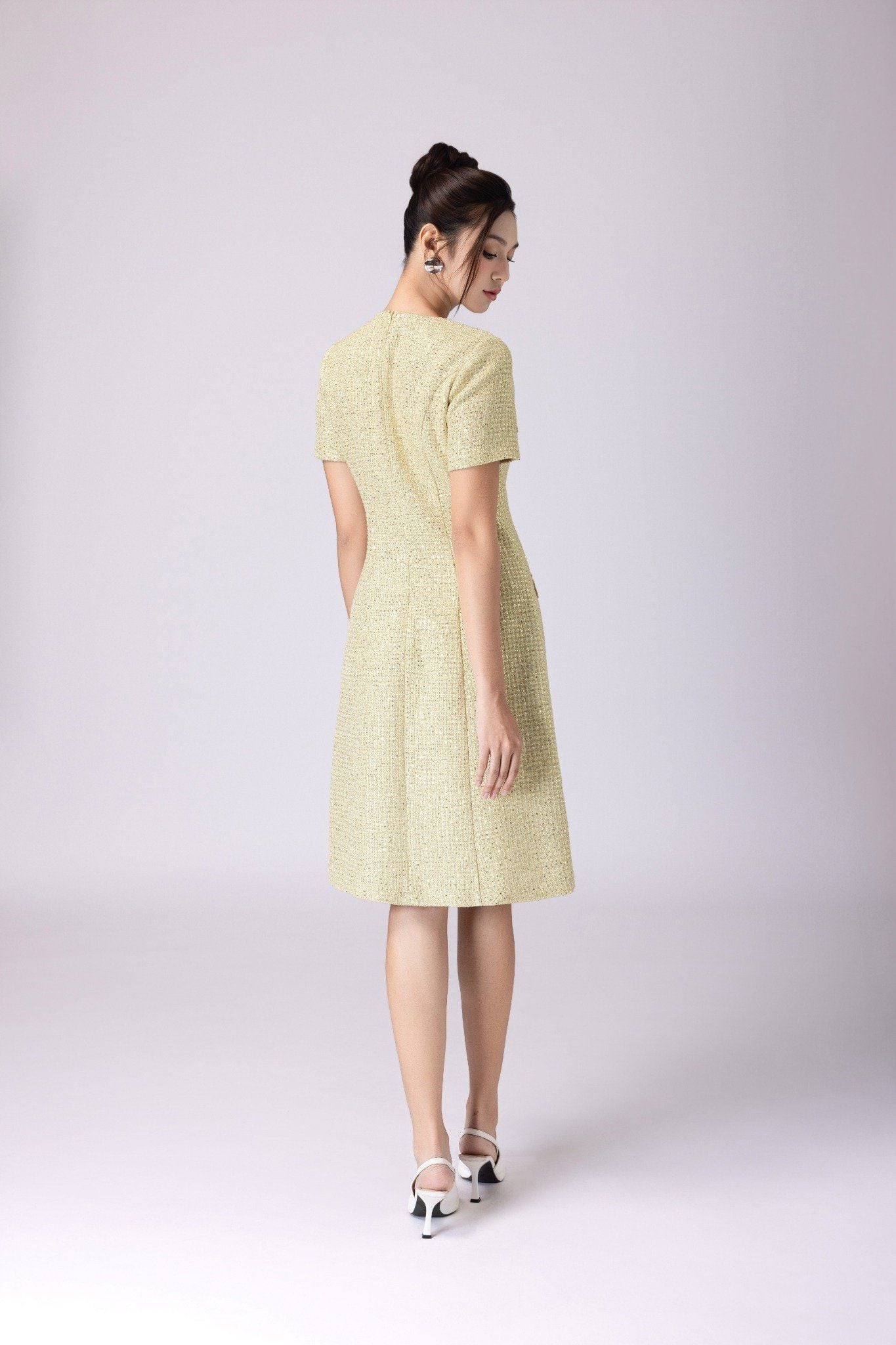 ĐẦM DẠ TWEED CỔ BẺ D06362