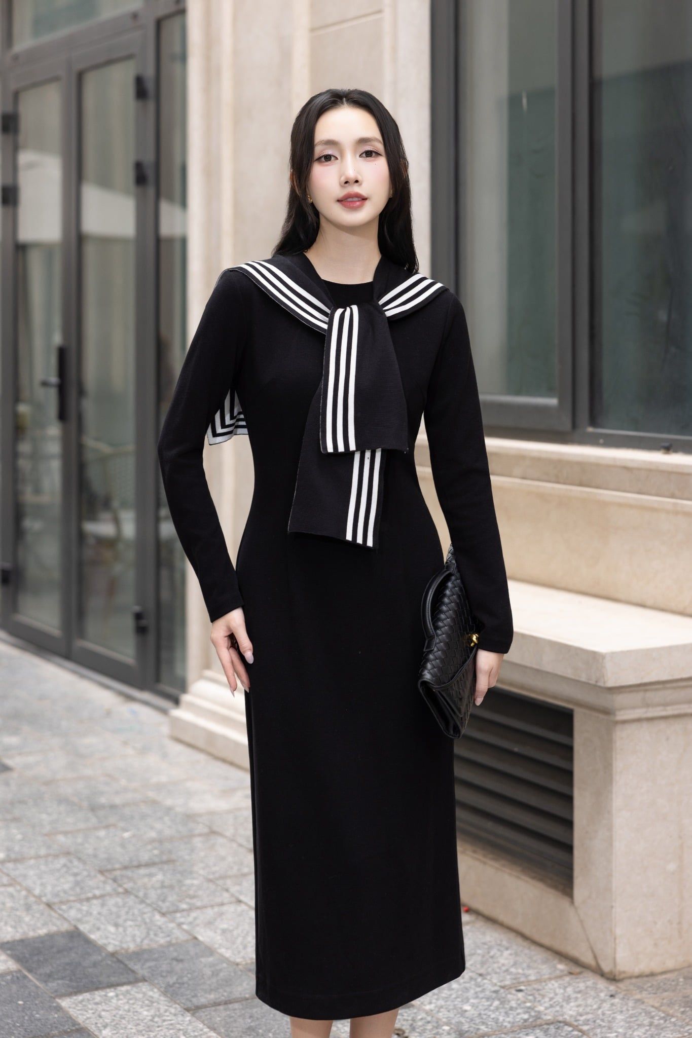 ĐẦM ÔM PHỐI KHĂN D06692