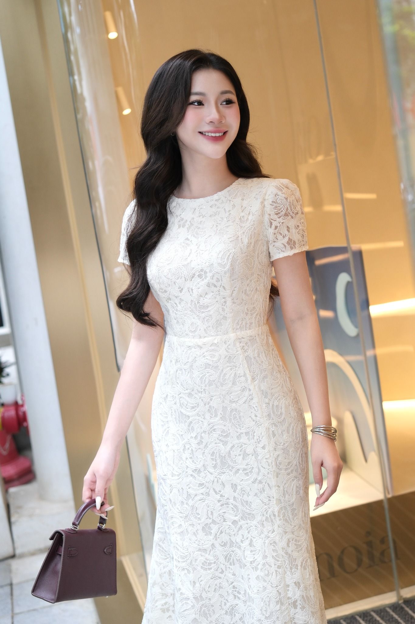 ĐẦM REN TRẮNG D06732