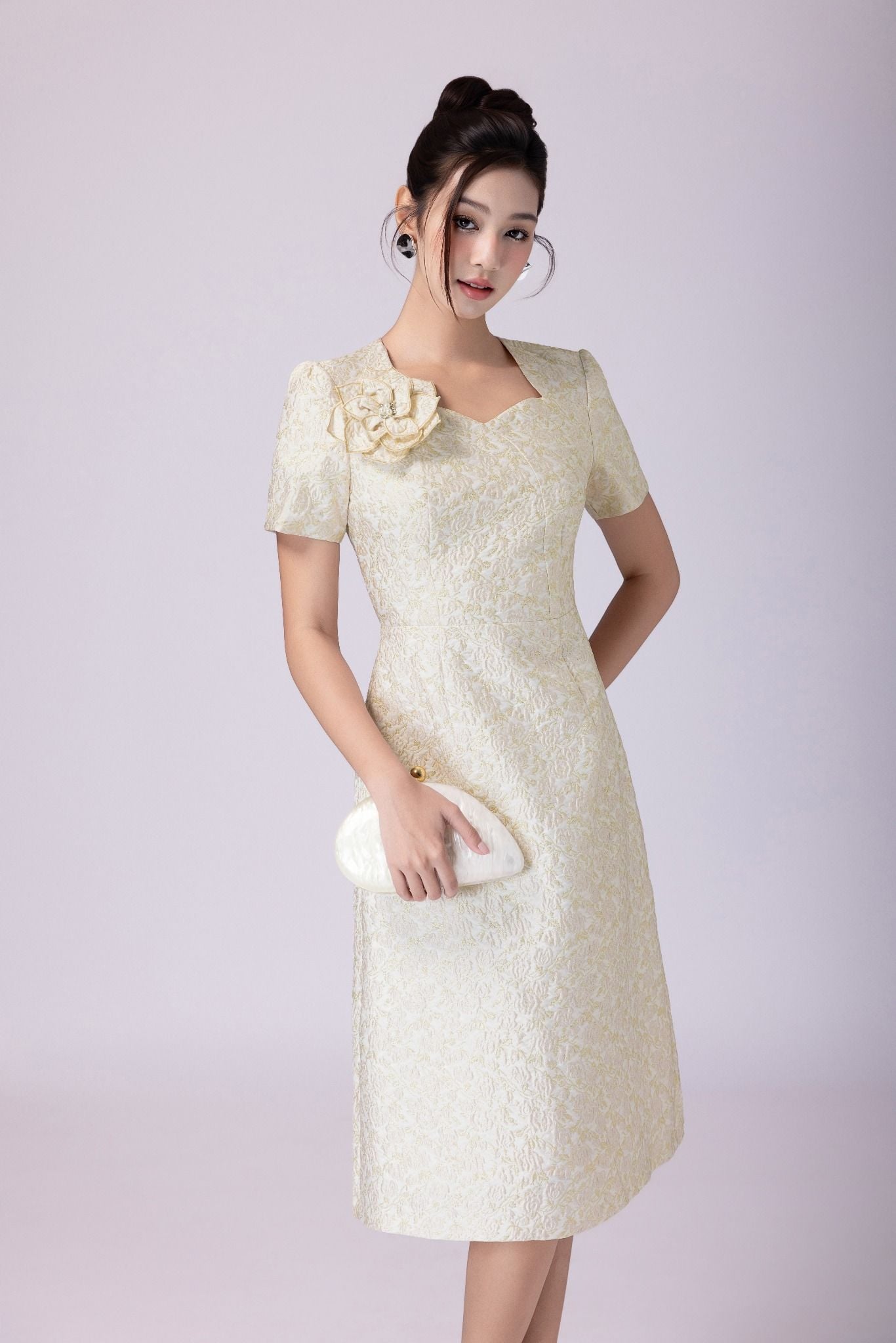 ĐẦM GẤM HOA D06772