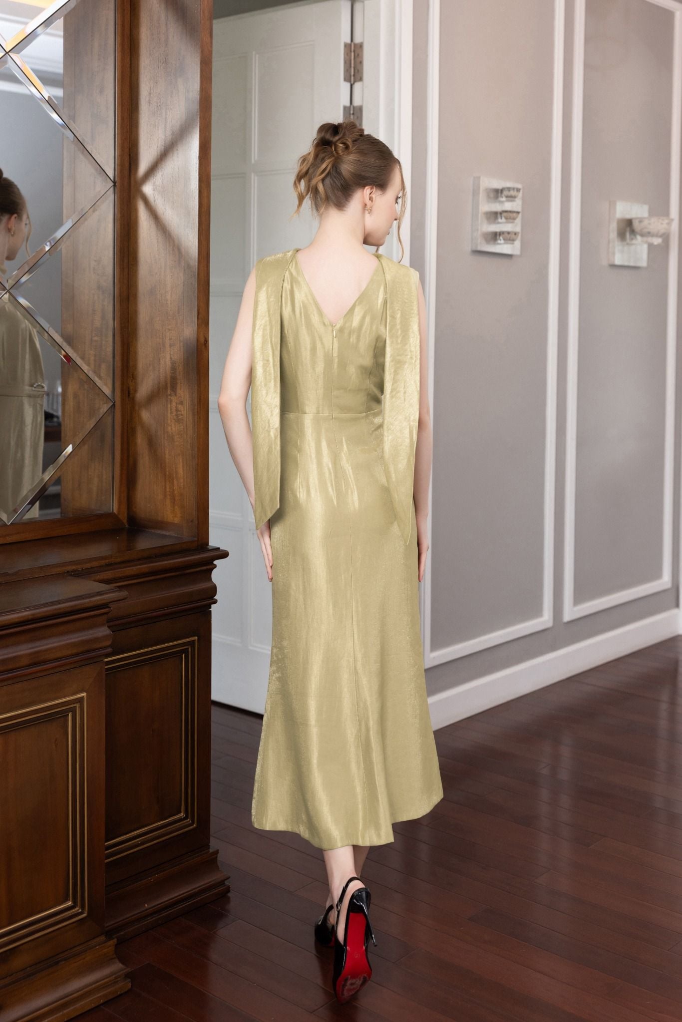 ĐẦM ĐUÔI CÁ D07012