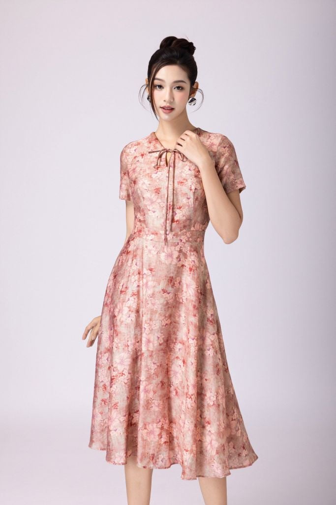  ĐẦM TƠ HOA CỔ BẺ D07032 