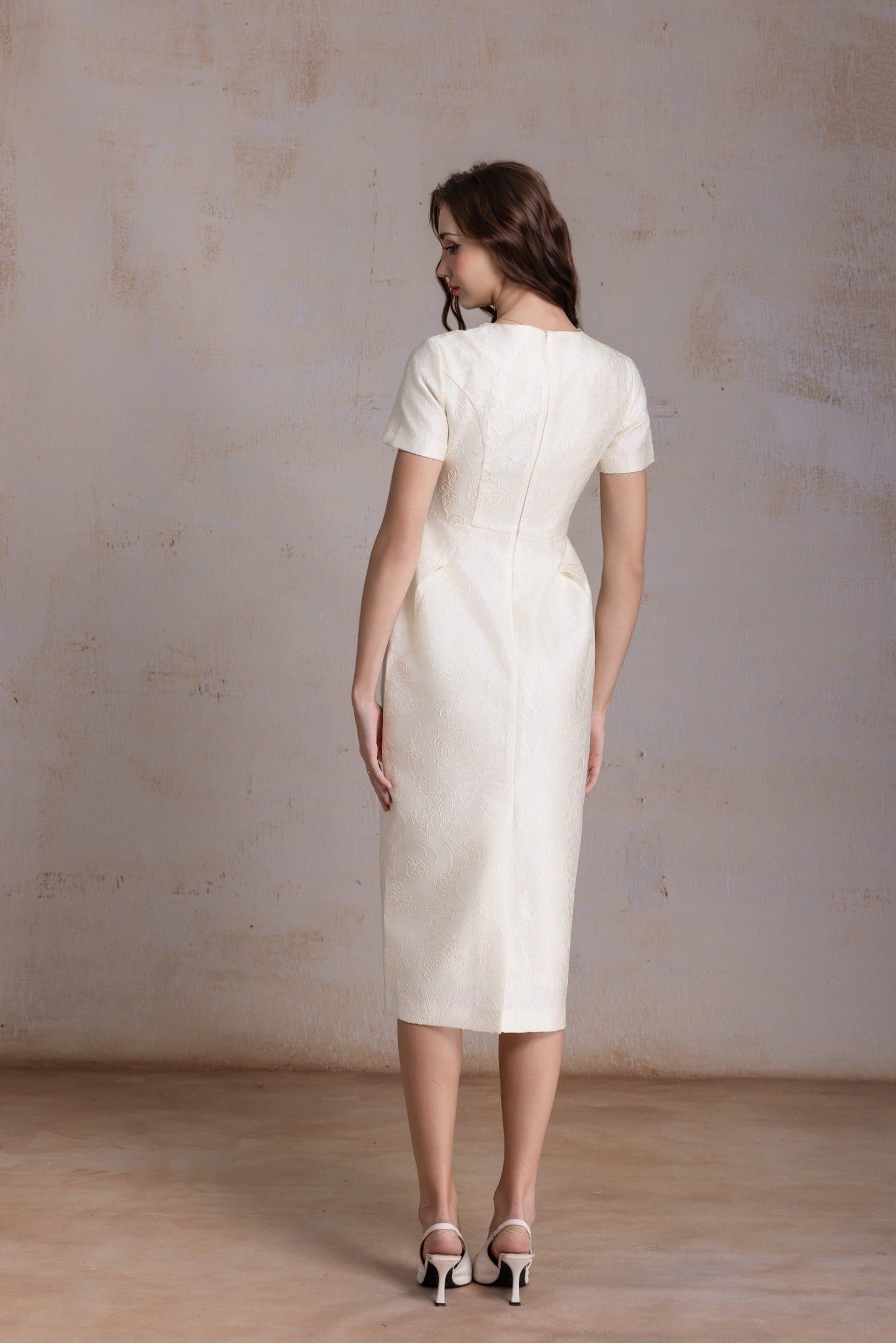 ĐẦM GẤM CỔ NGỌC D08132