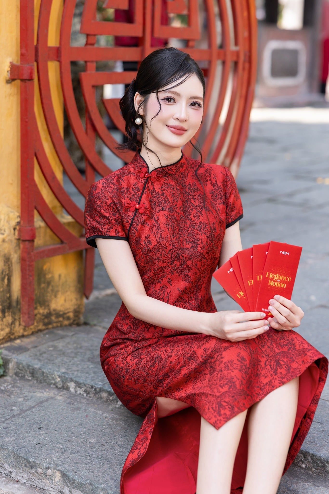 SƯỜN XÁM GẤM ĐỎ D08922