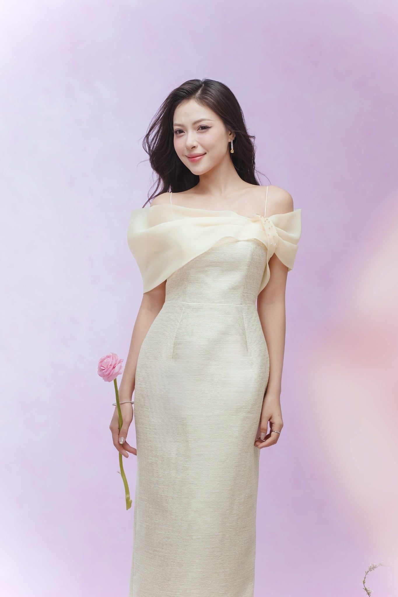 ĐẦM TIỆC TRỄ VAI D08982