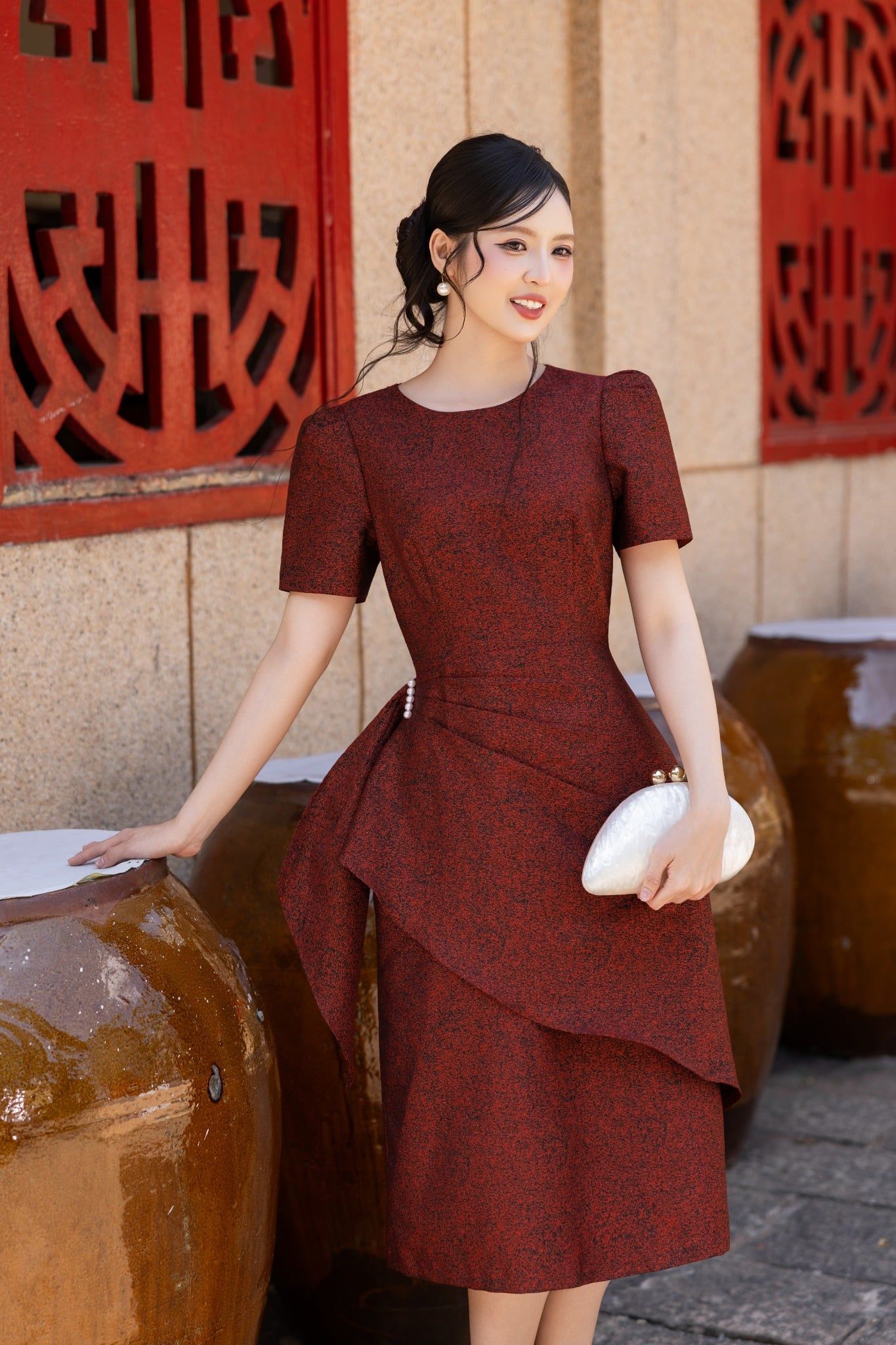 ĐẦM TIỆC GẤM ÁNH NHŨ D08992