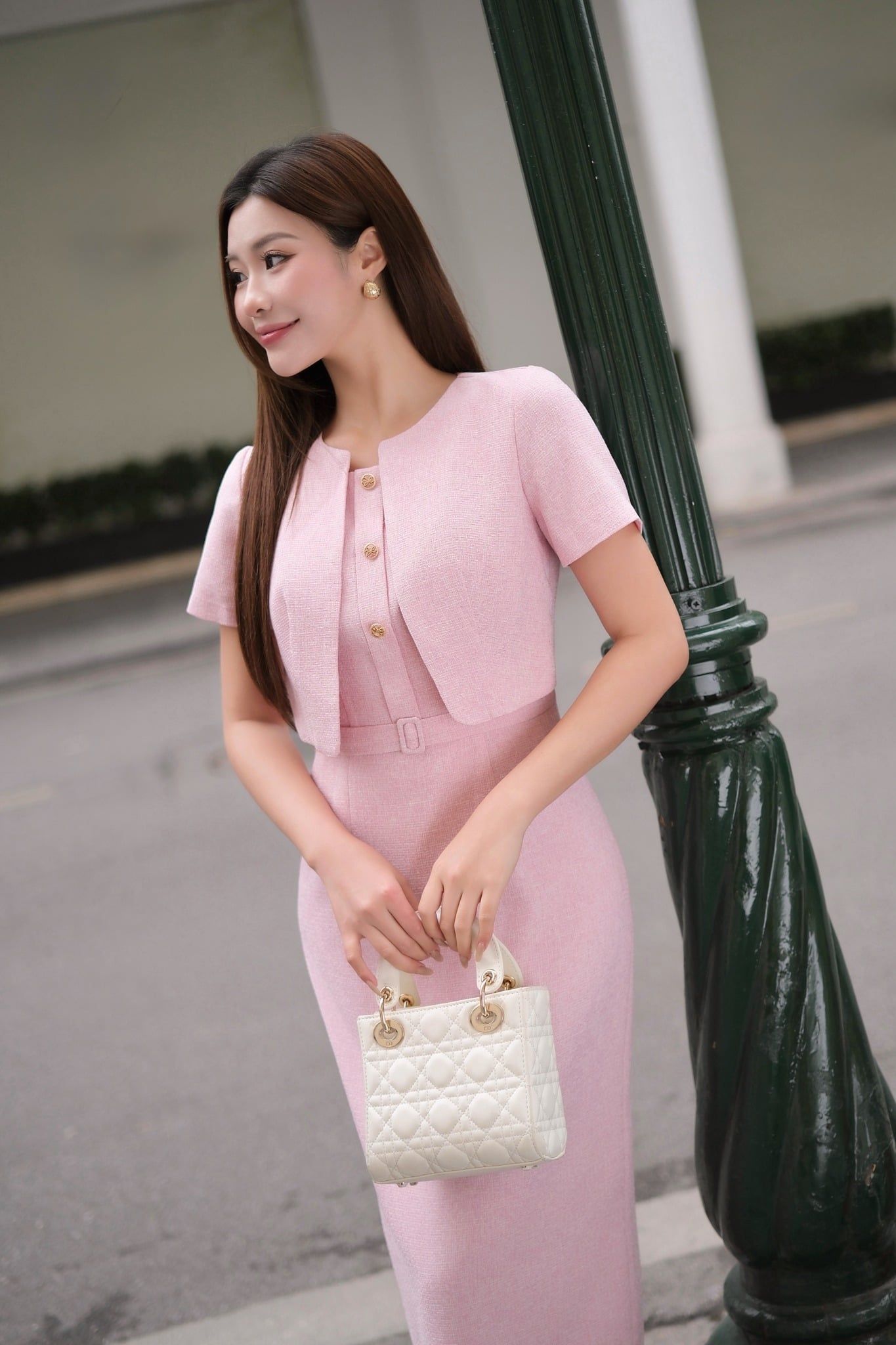 ĐẦM ÔM THIẾT KẾ D09142