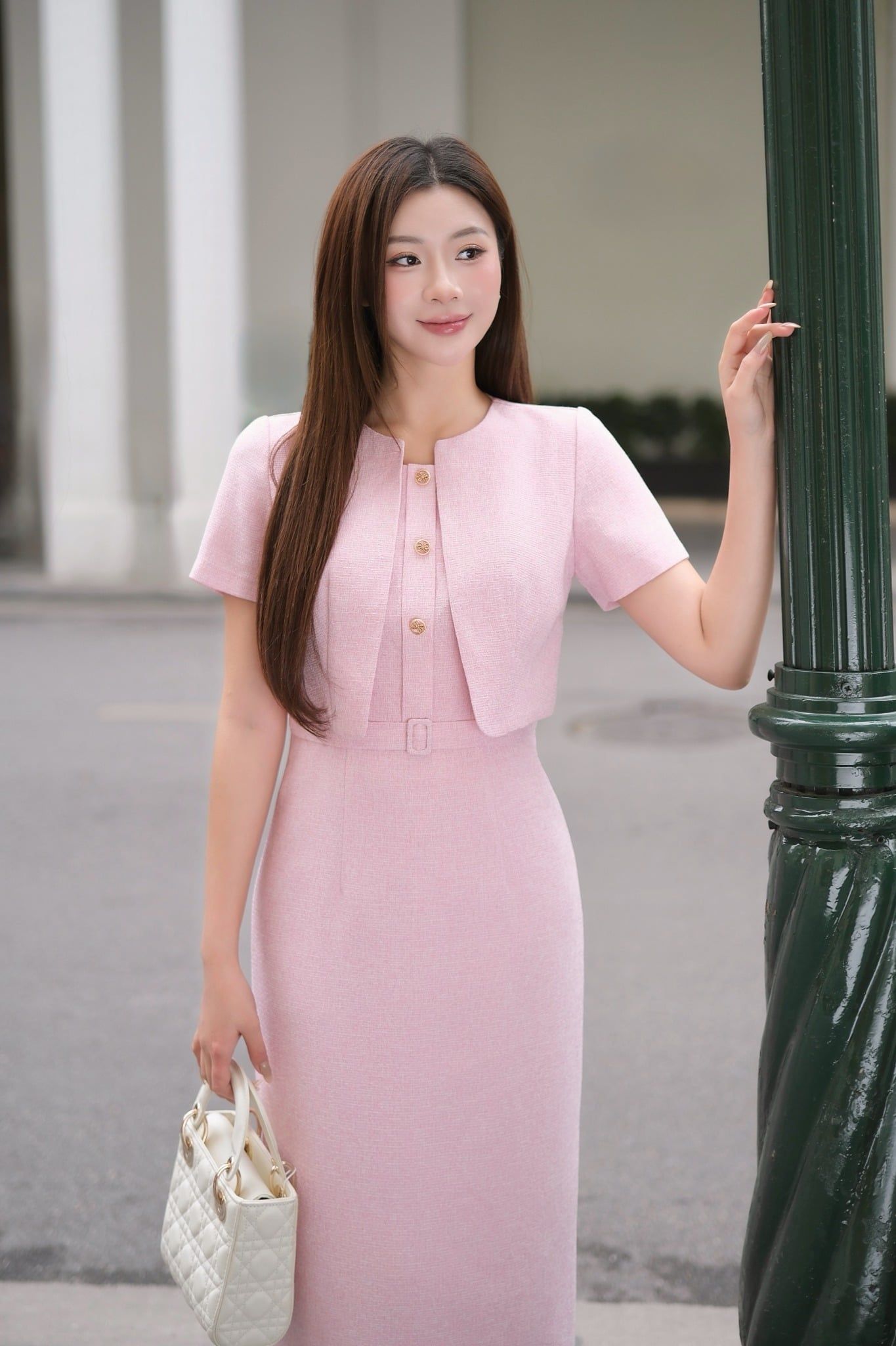 ĐẦM ÔM THIẾT KẾ D09142