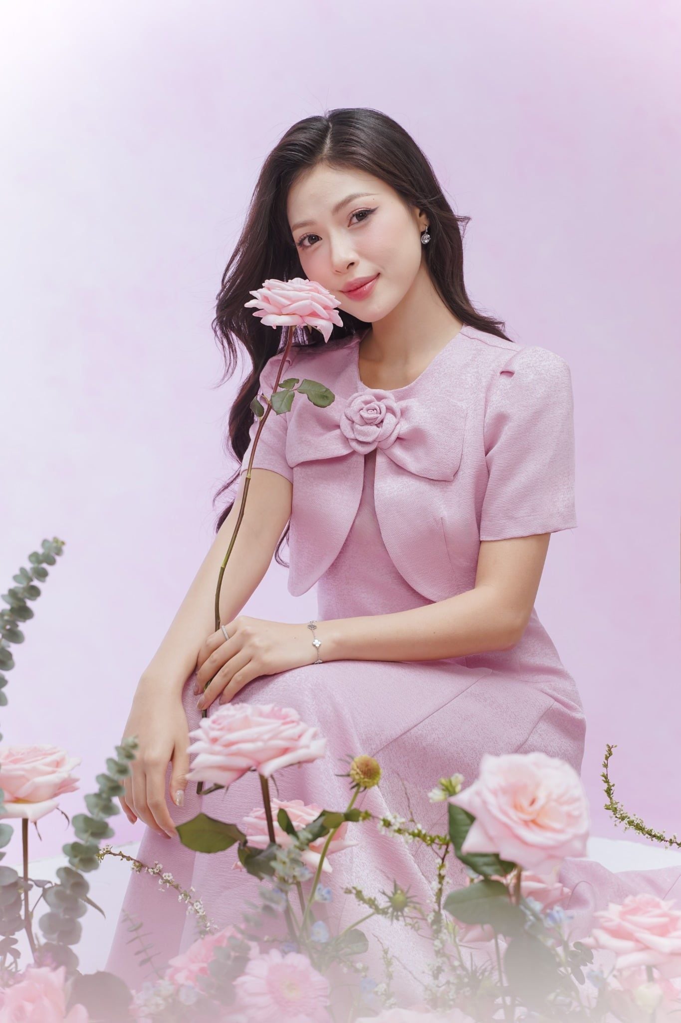 ĐẦM MIDI ĐÍNH HOA 3D D09442