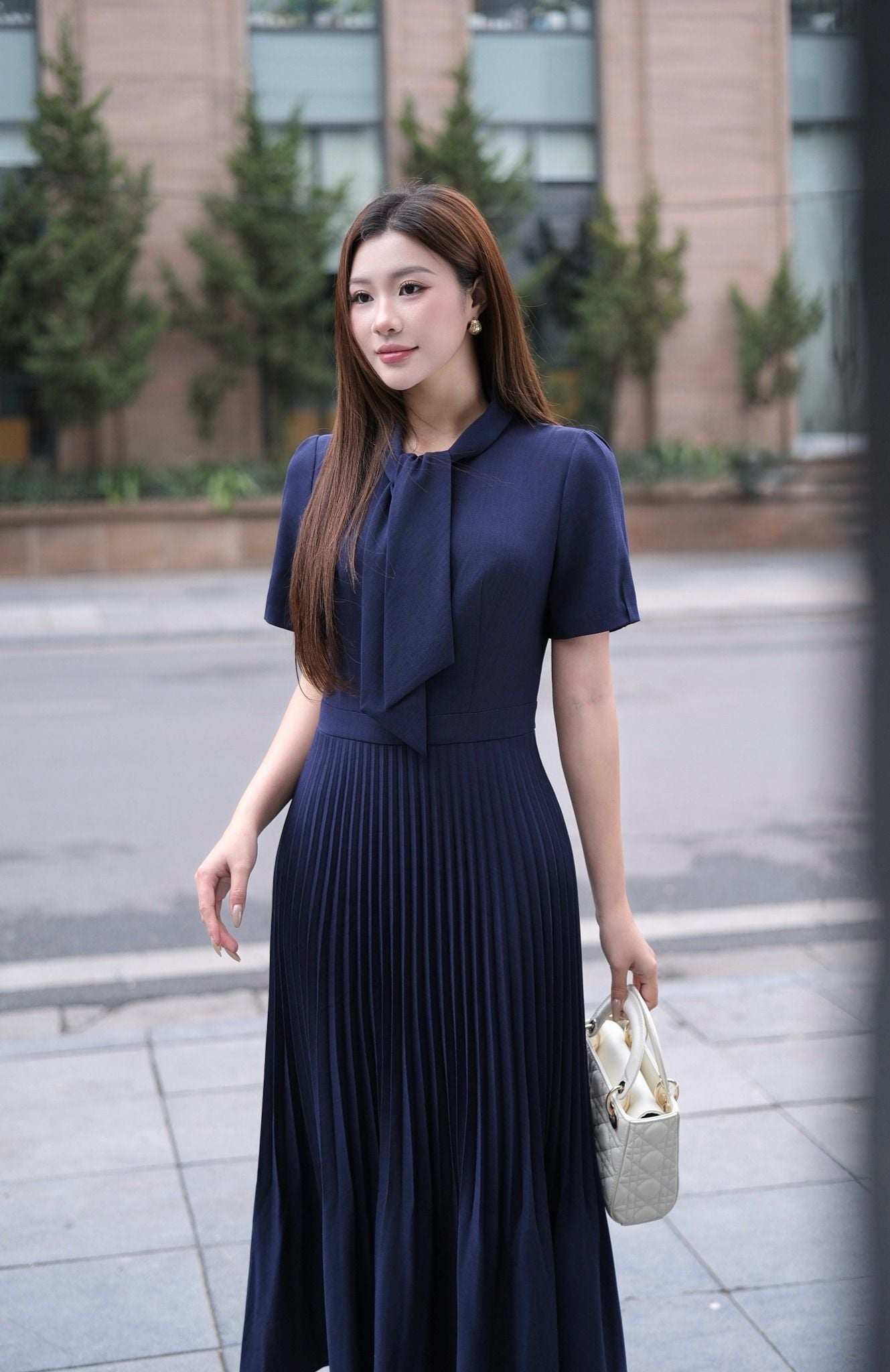 ĐẦM MIDI XẾP LI D09492