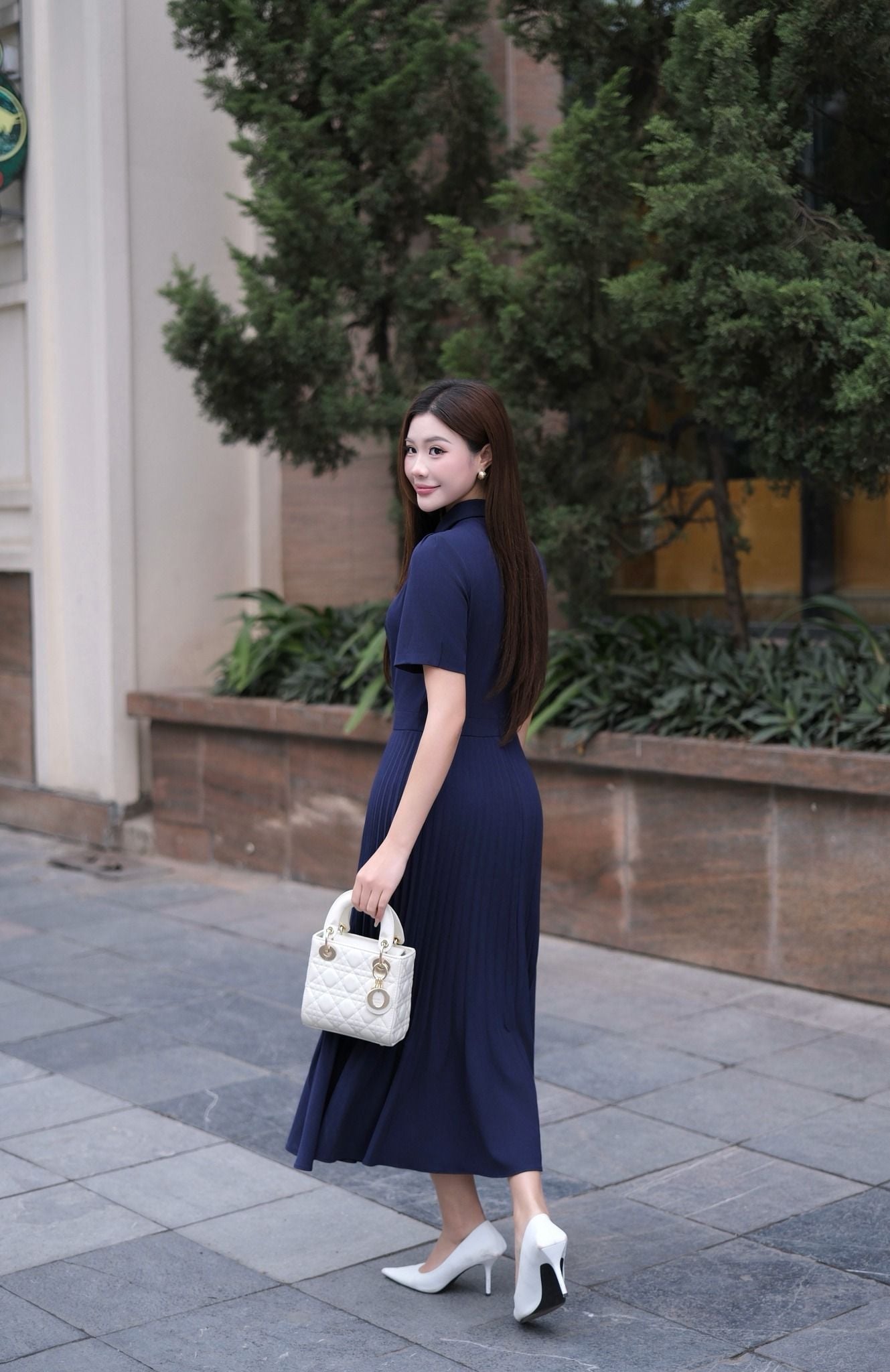 ĐẦM MIDI XẾP LI D09492