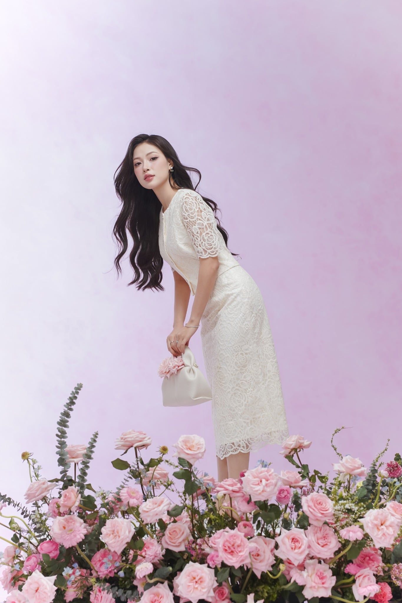 ĐẦM REN TRẮNG D09502