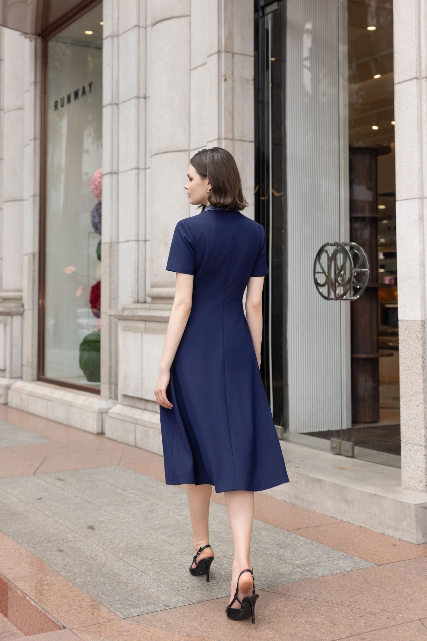 ĐẦM XANH PHỐI KHĂN D09812