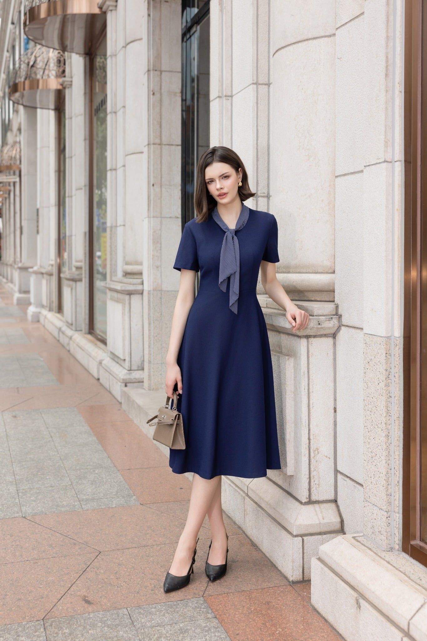 ĐẦM XANH PHỐI KHĂN D09812