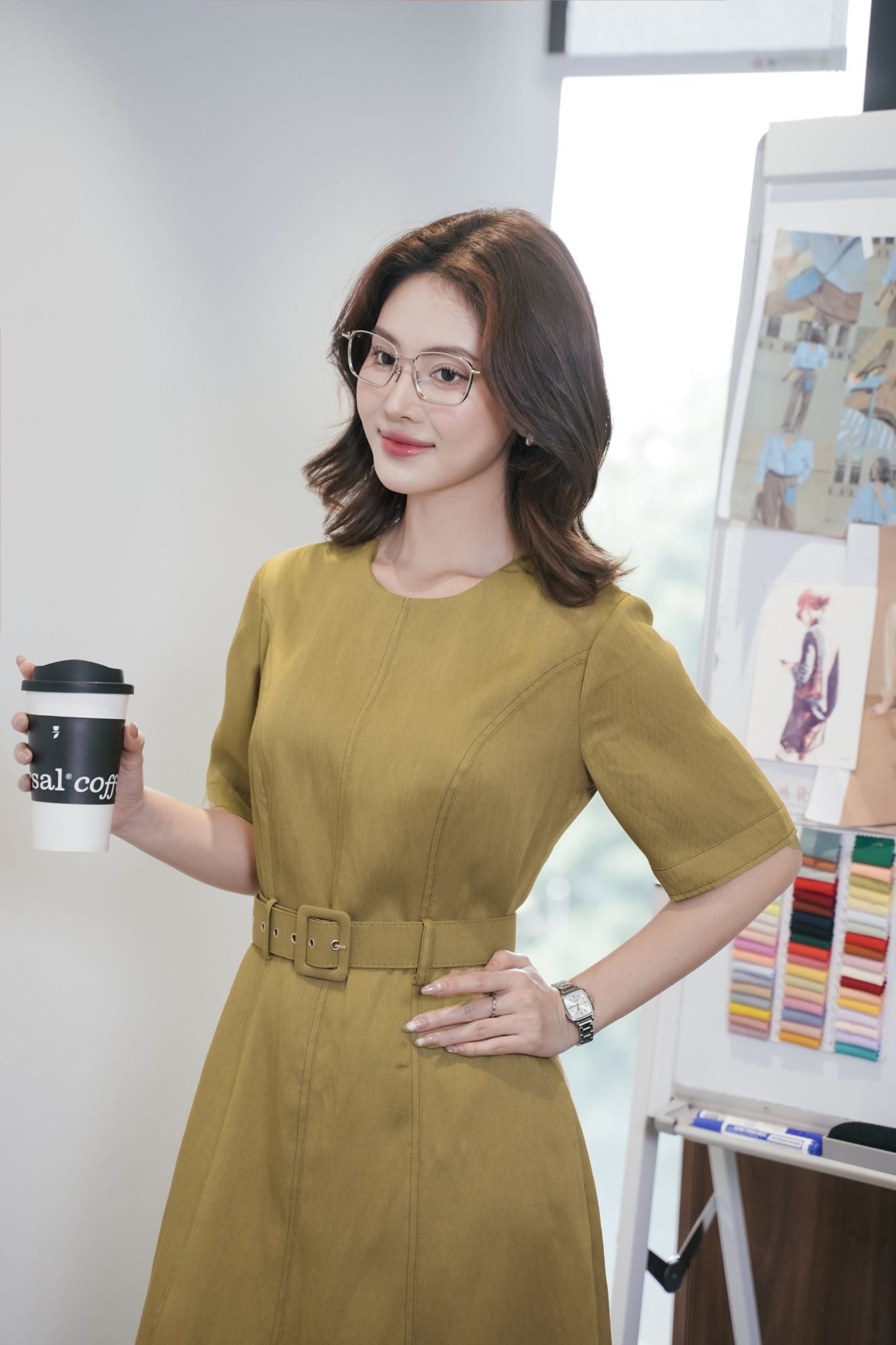ĐẦM THIẾT KẾ KÈM ĐAI D10092