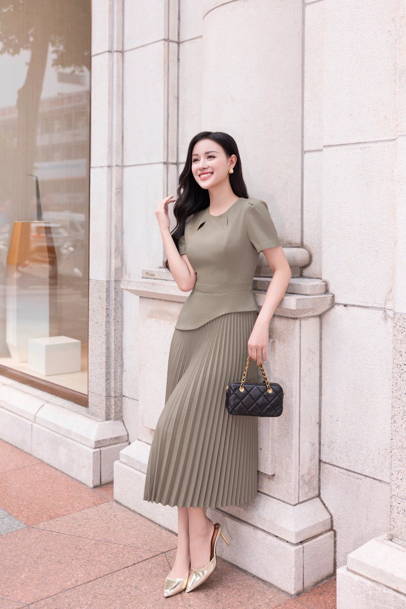 ĐẦM LIỀN THIẾT KẾ D10682