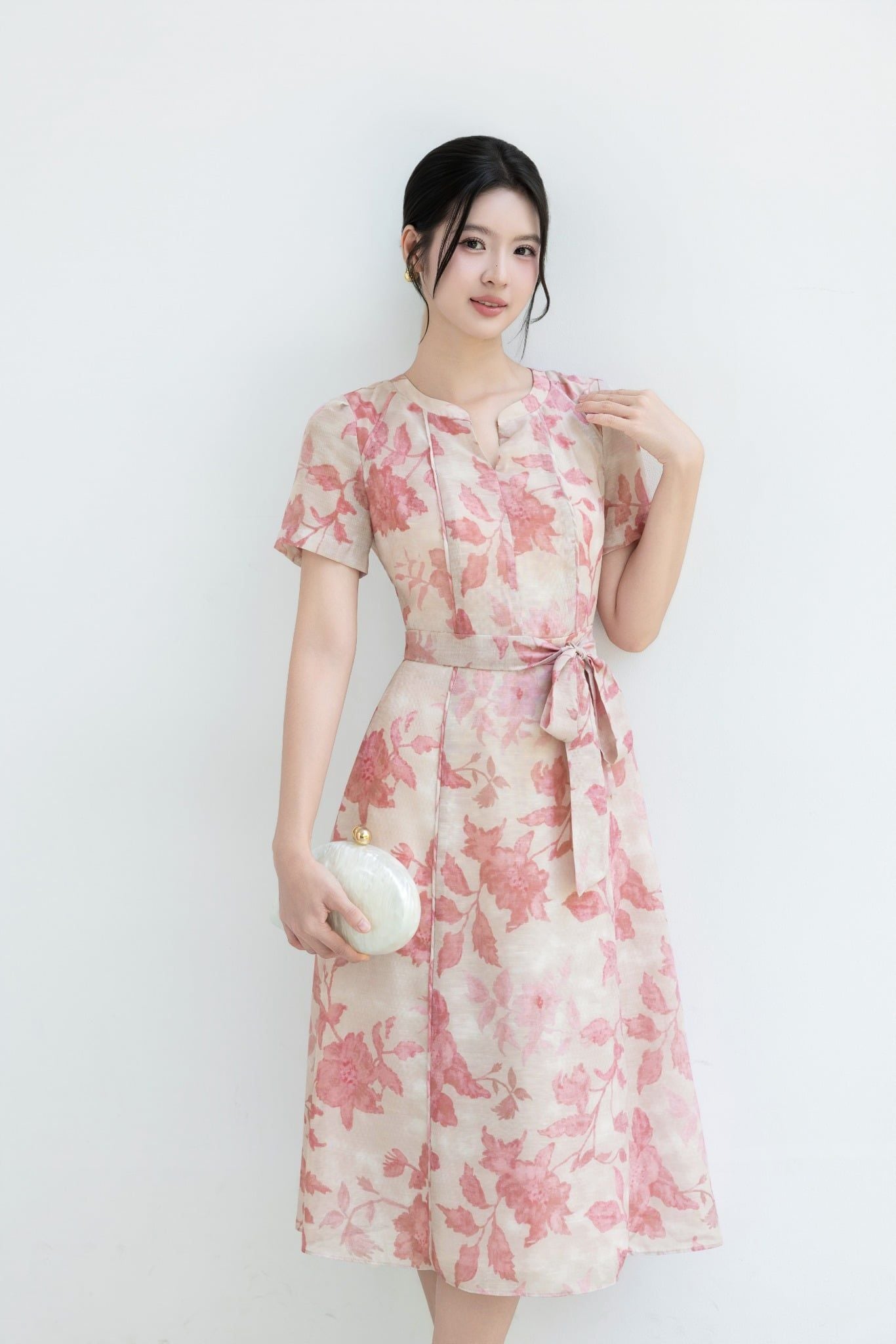 ĐẦM HOA CỔ XẺ D10782