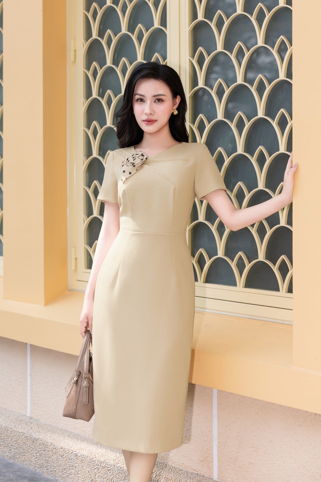 ĐẦM ÔM ĐÍNH HOA 3D D11122