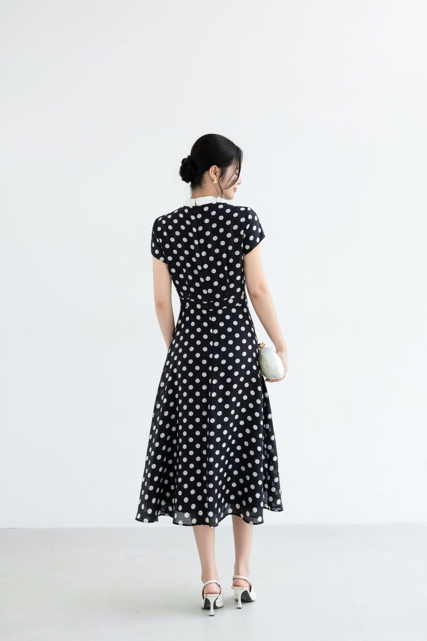 ĐẦM CHẤM BI ĐEN D11282