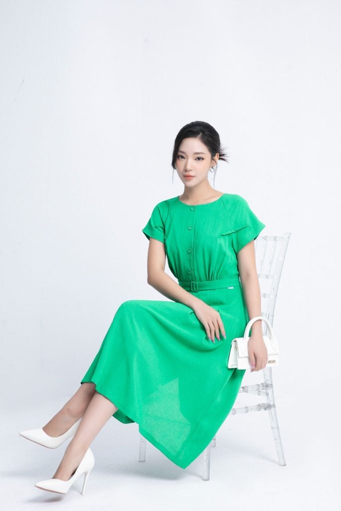 ĐẦM THIẾT KẾ D18102