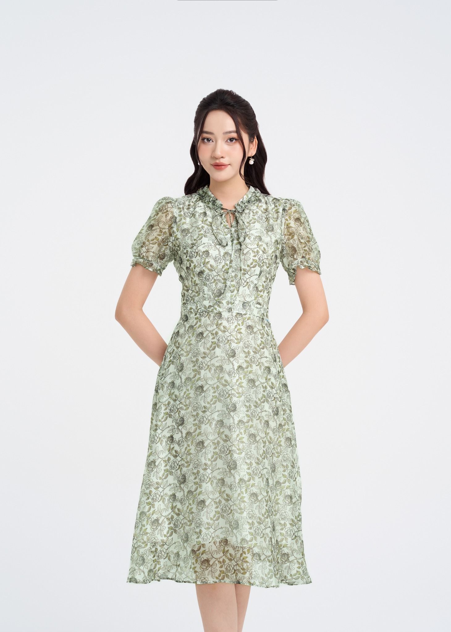 ĐẦM HỌA TIẾT CỔ NHÚN D41392