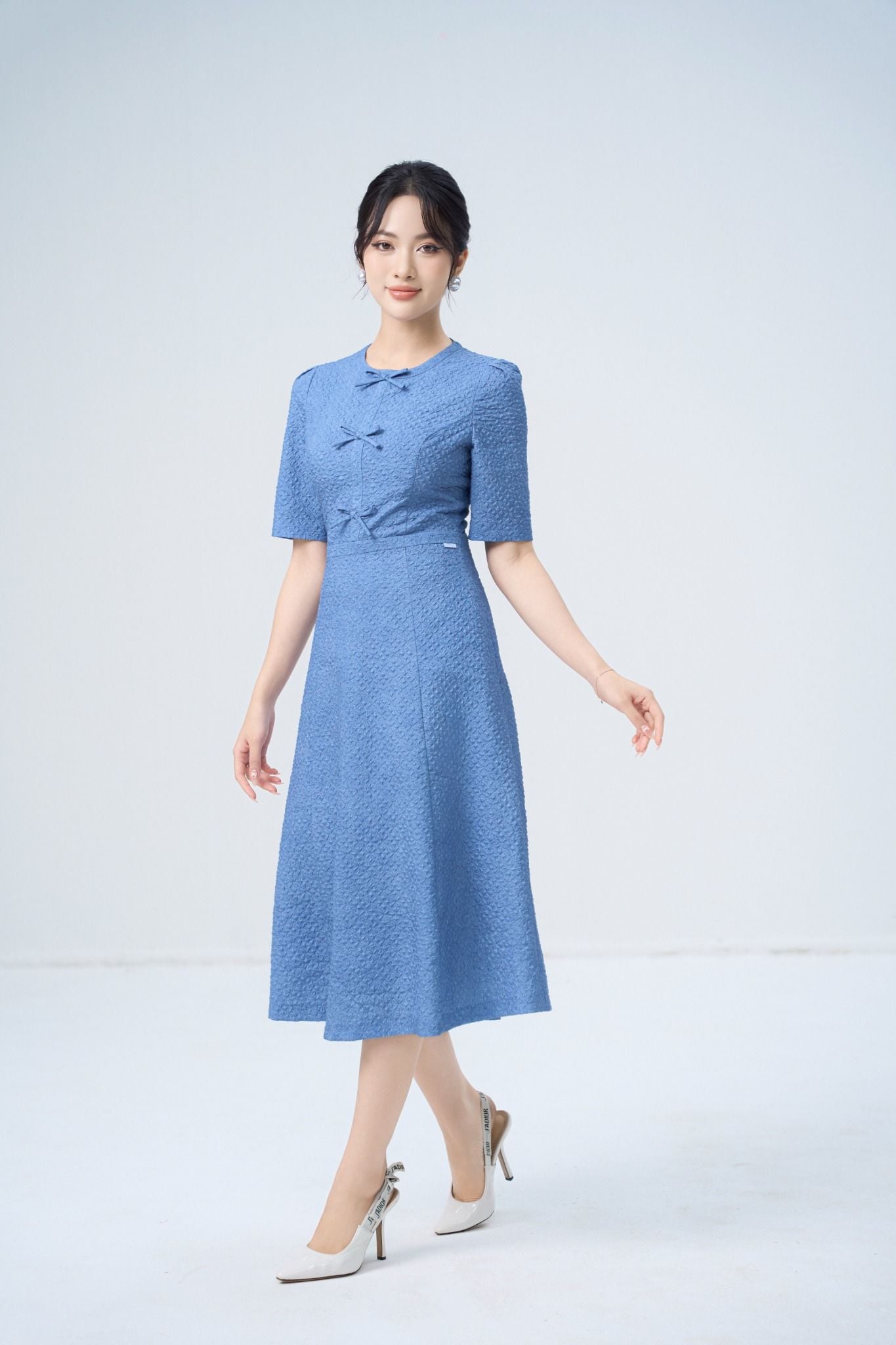 ĐẦM XANH ĐÍNH NƠ D42592