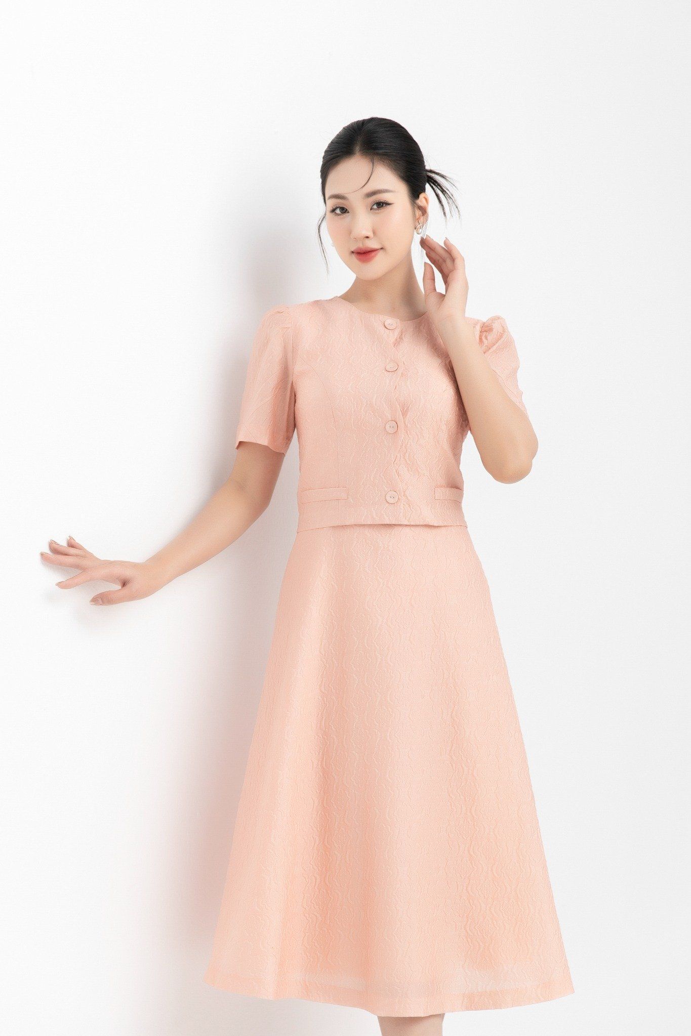 ĐẦM LIỀN THIẾT KẾ D42702