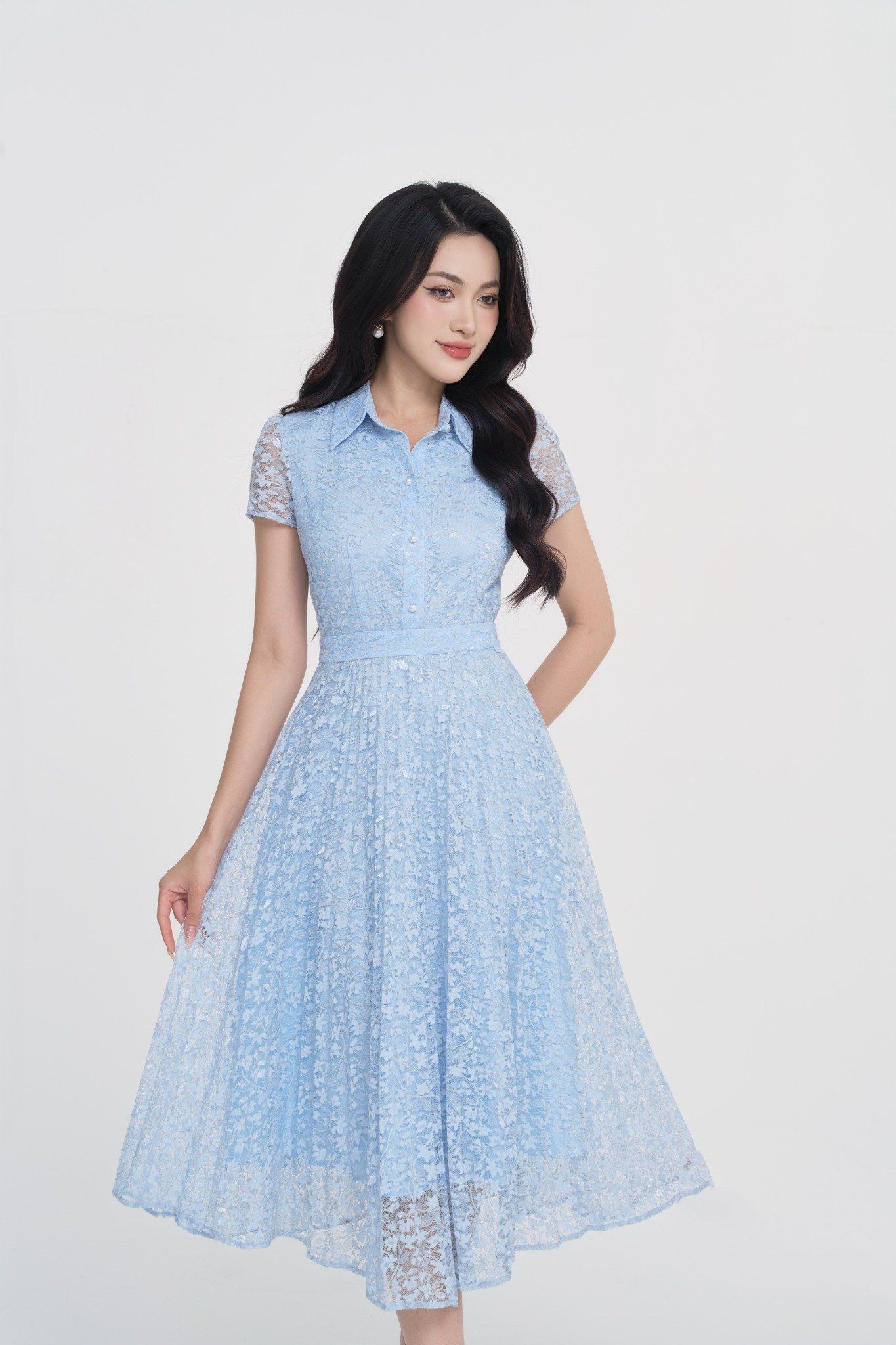 ĐẦM REN CỔ BẺ D42862