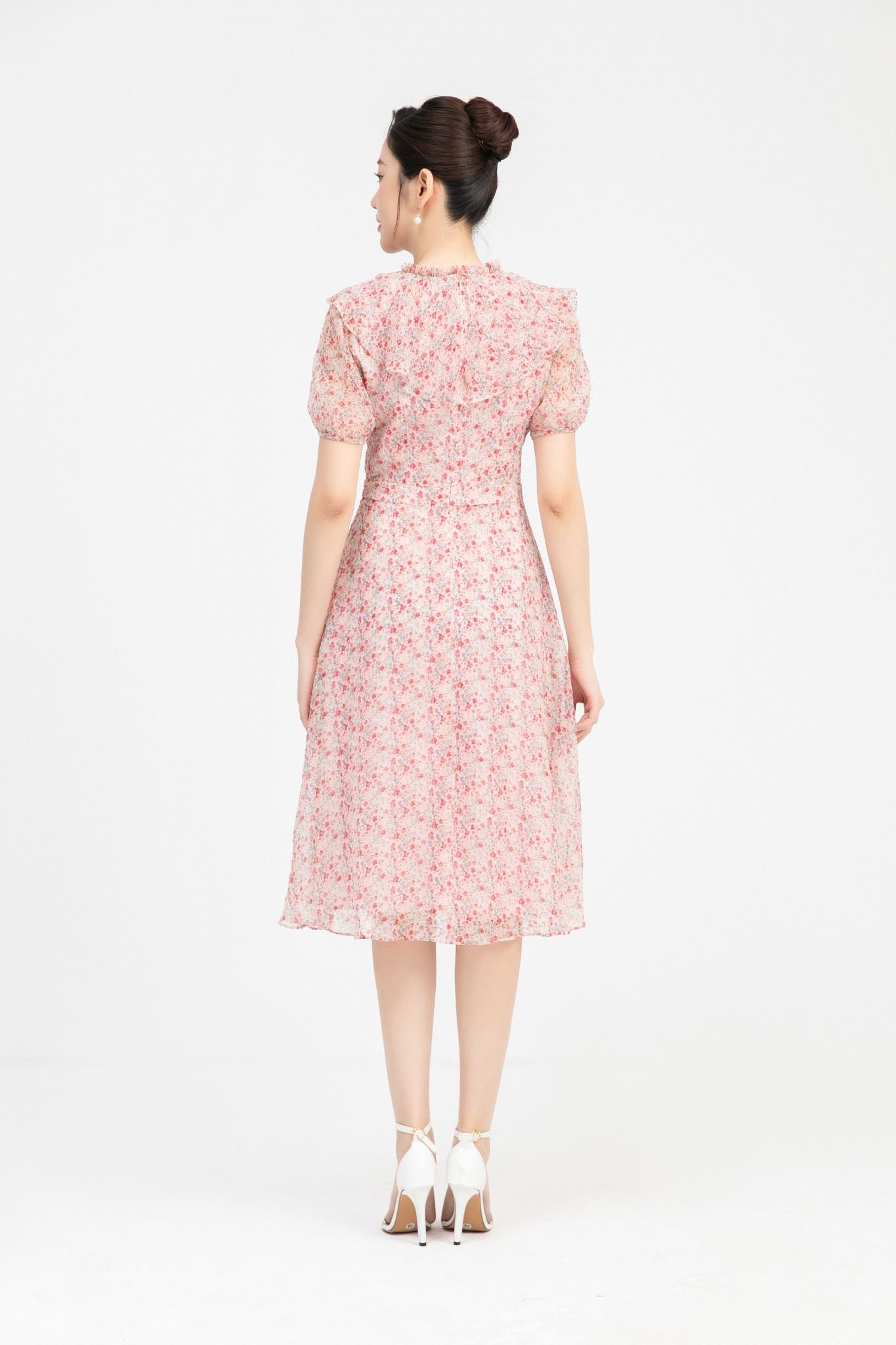 ĐẦM HOA NHÍ CỔ BÈO D43082