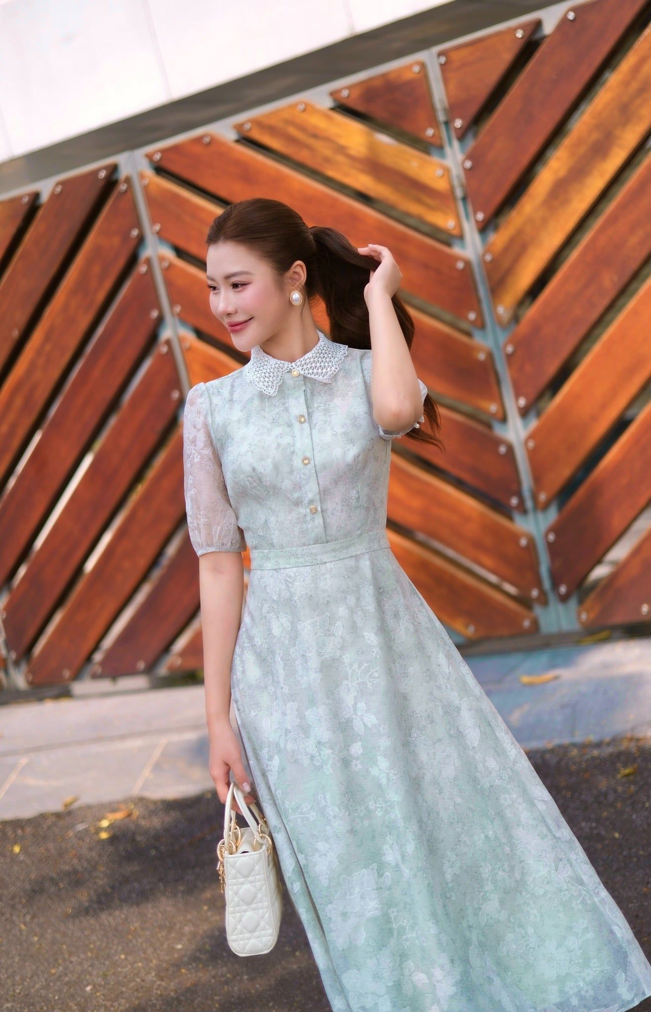 ĐẦM HOA CỔ REN D64032