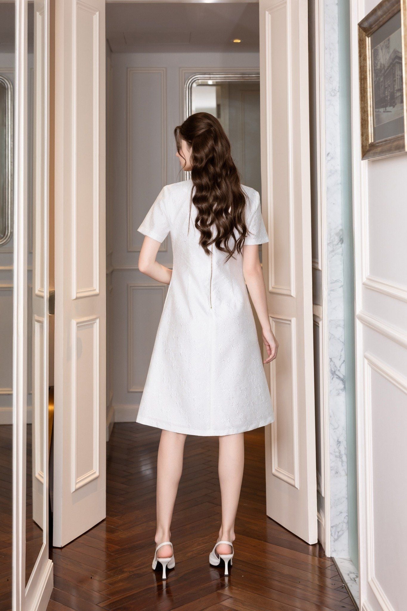 ĐẦM TRẮNG ĐÍNH CƯỜM D64042