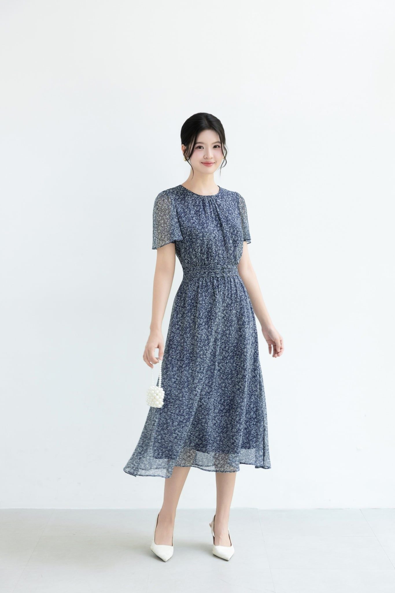 ĐẦM VOAN TAY RỦ D64082