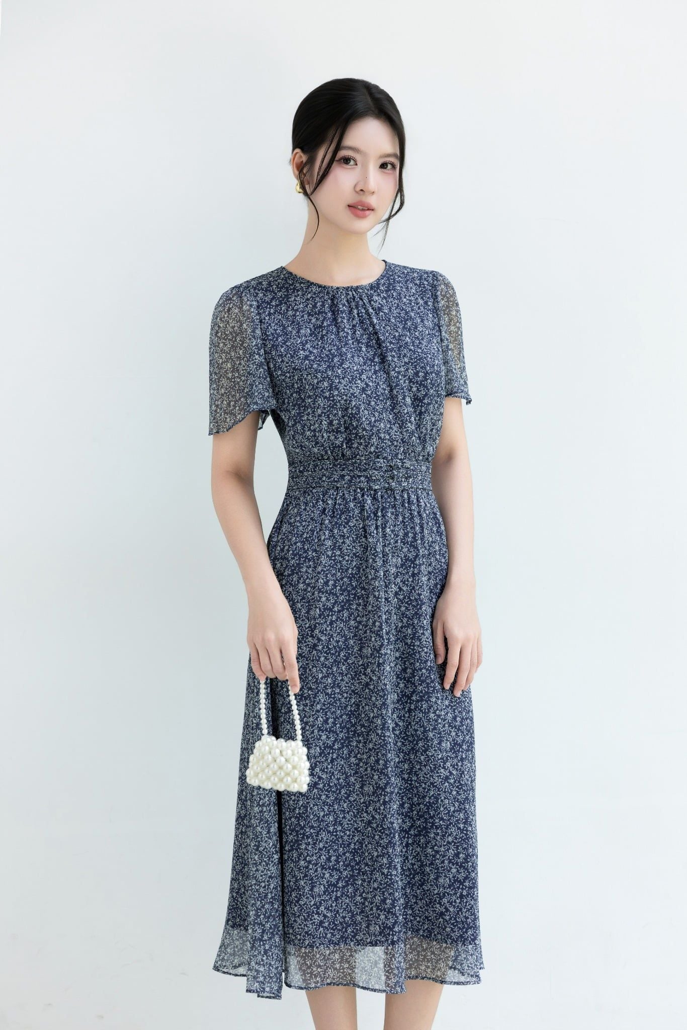 ĐẦM VOAN TAY RỦ D64082