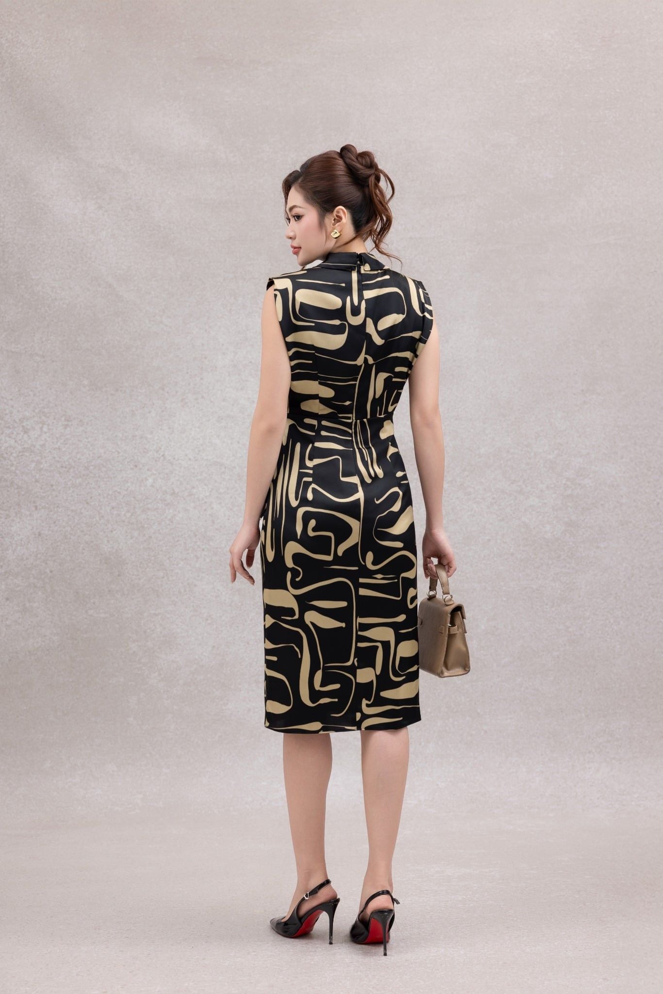 ĐẦM LỤA HOẠ TIẾT D64162