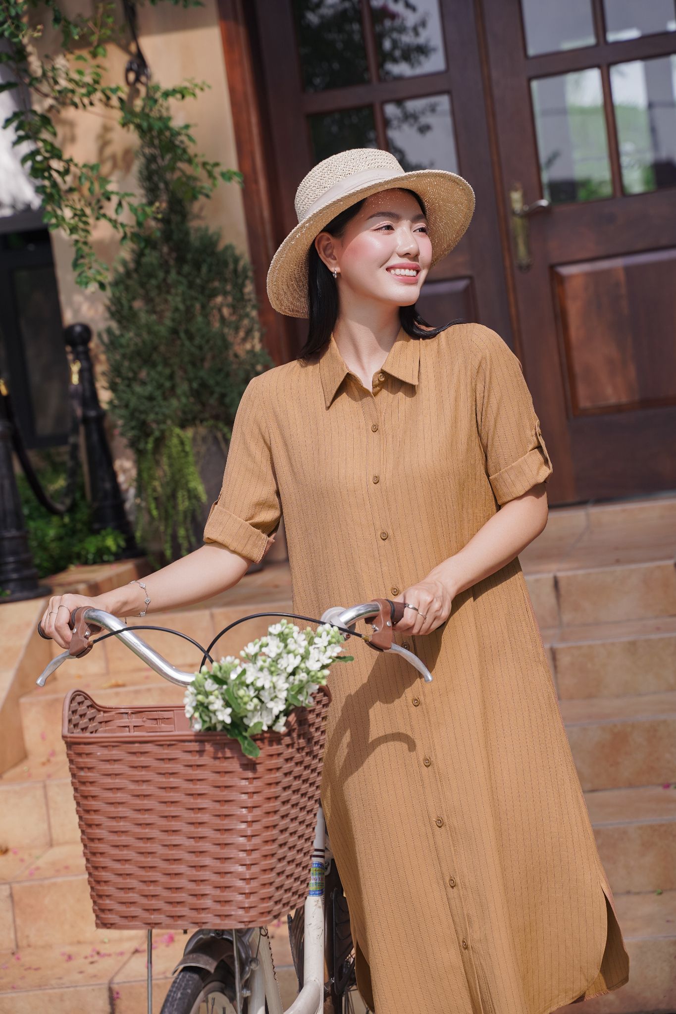 ĐẦM SUÔNG NÂU KẺ D64242