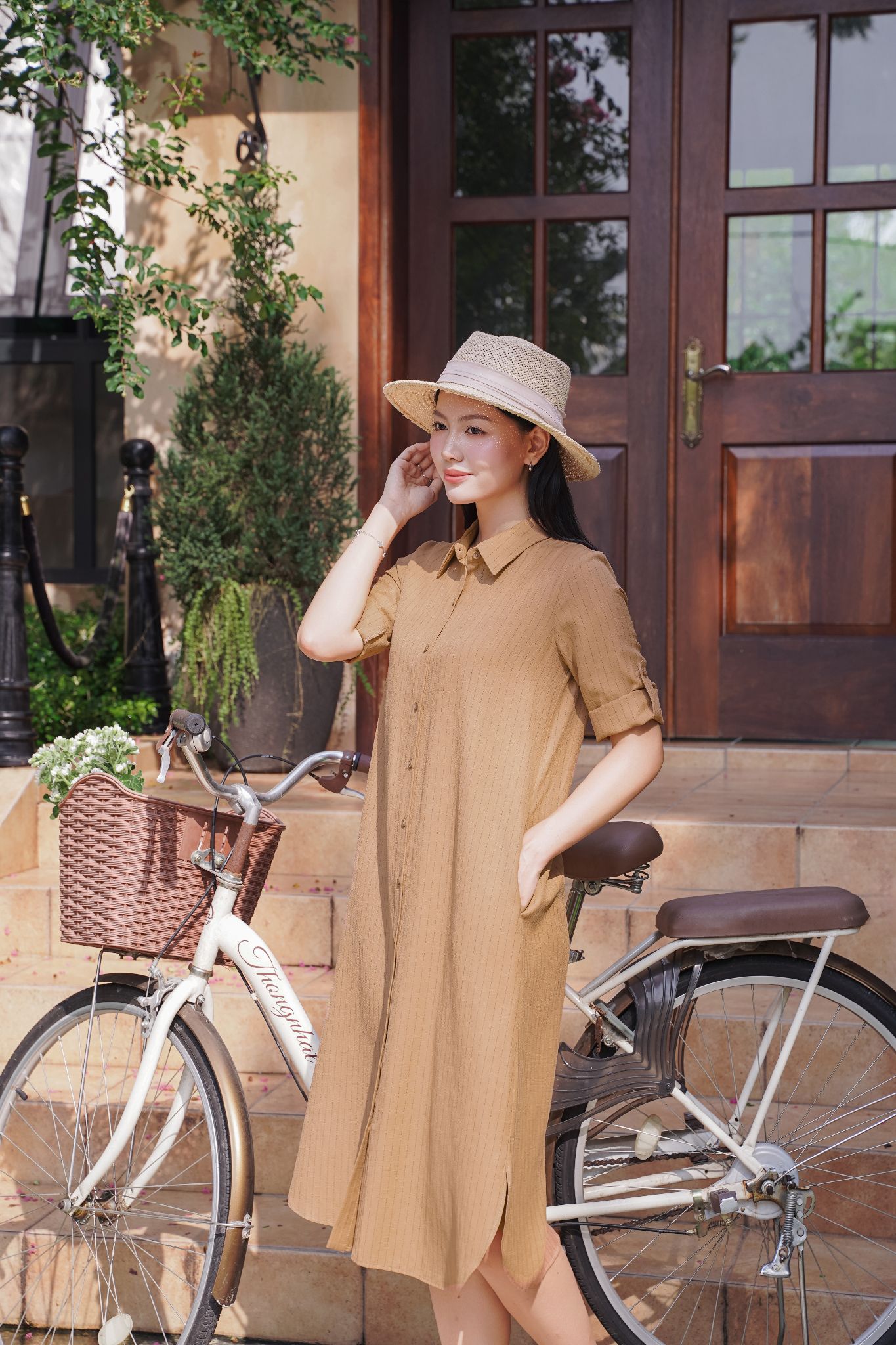 ĐẦM SUÔNG NÂU KẺ D64242