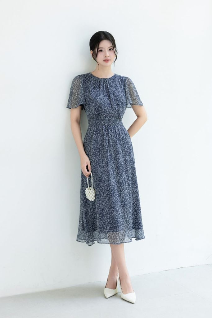 ĐẦM VOAN TAY RỦ D64082