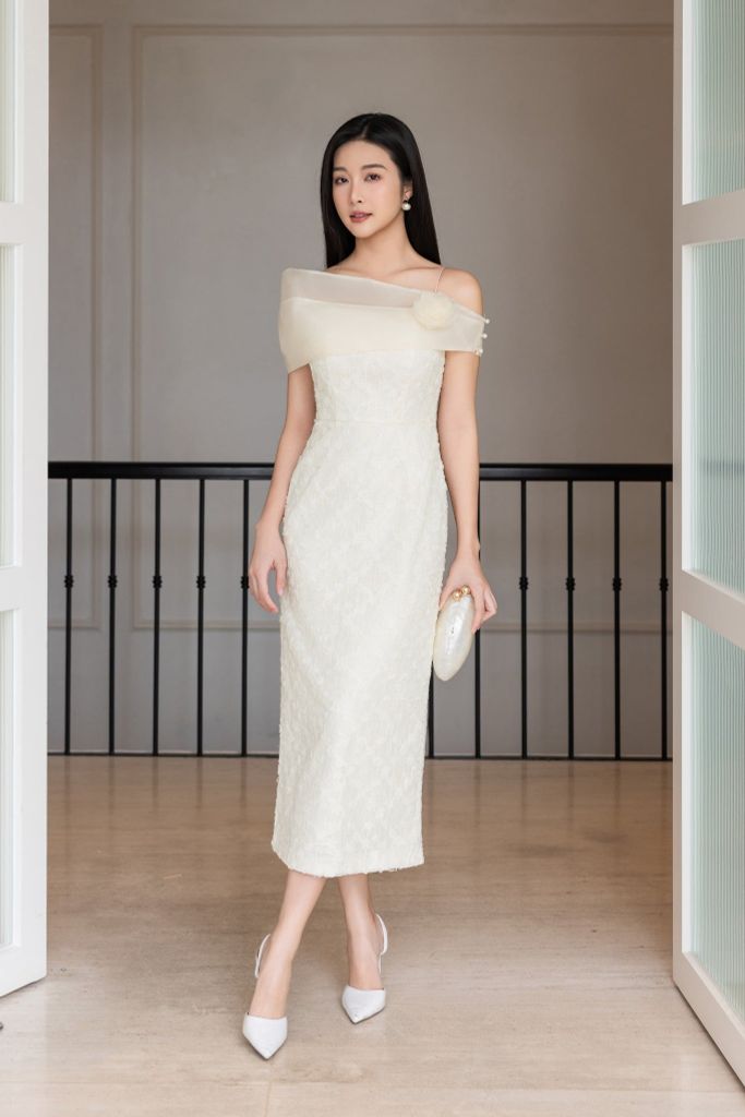 ĐẦM TIỆC REN ĐÍNH HOA 3D D07842