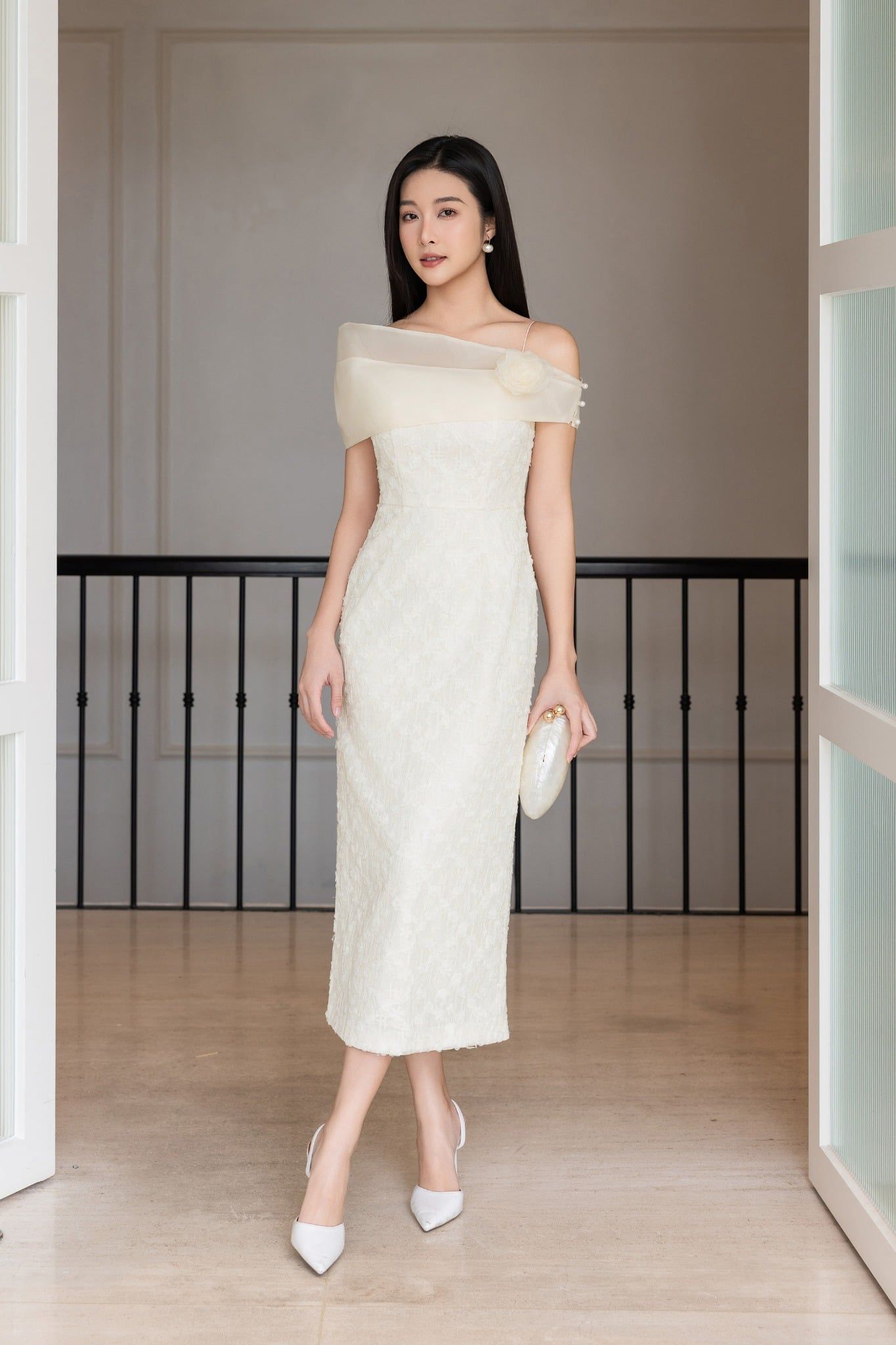 ĐẦM TIỆC REN ĐÍNH HOA 3D D07842