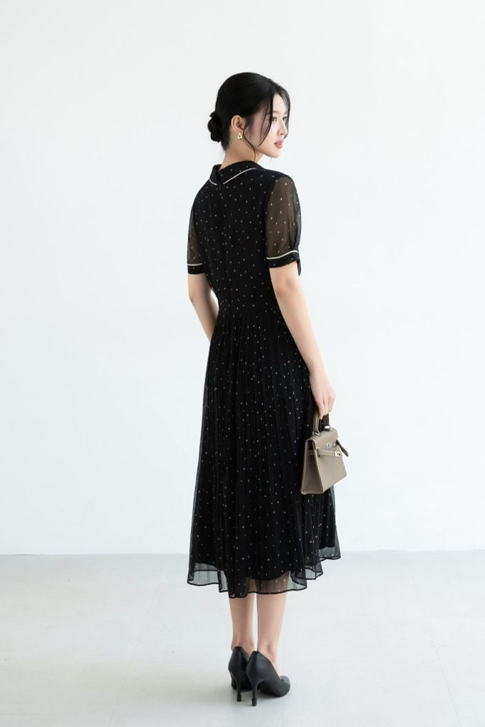  ĐẦM XẾP LI HOẠ TIẾT D10582 