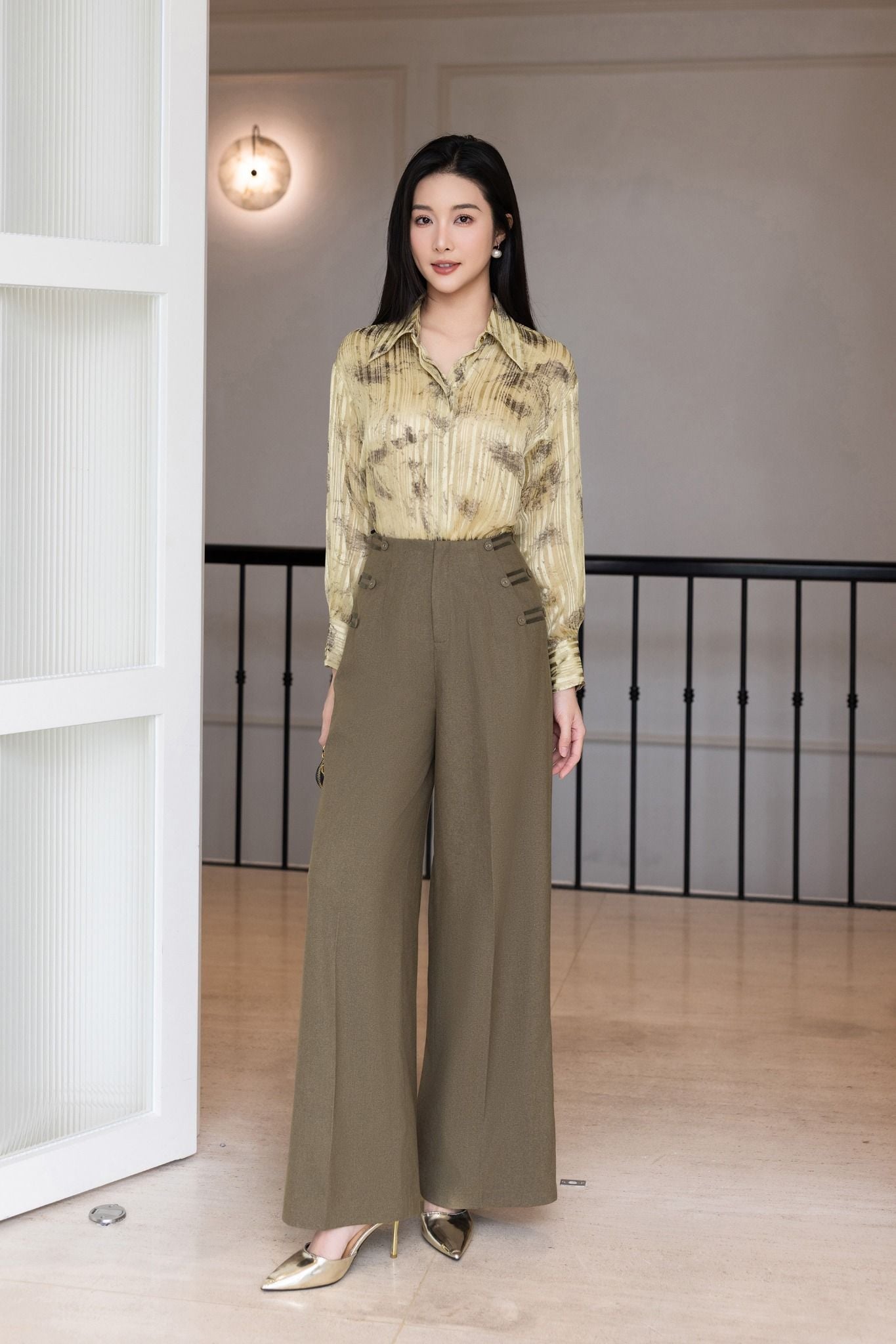 QUẦN SUÔNG NÂU Q08562