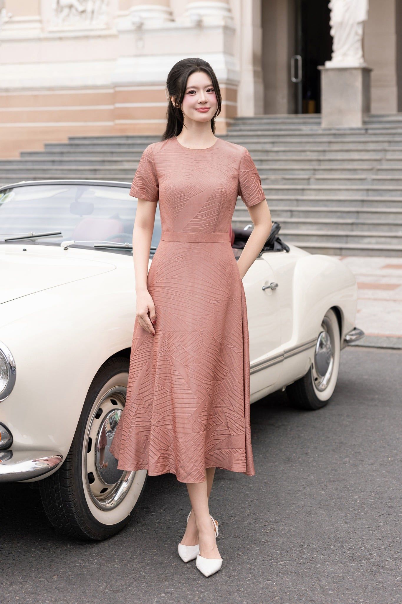 ĐẦM HỒNG THIẾT KẾ D10012