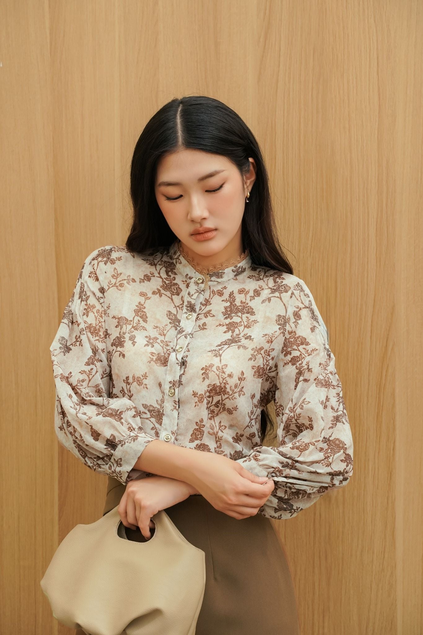 SƠ MI HOA ĐÁP REN CỔ SM03762