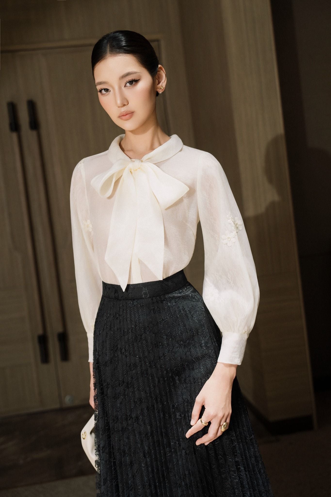 SƠ MI CỔ NƠ SM04102