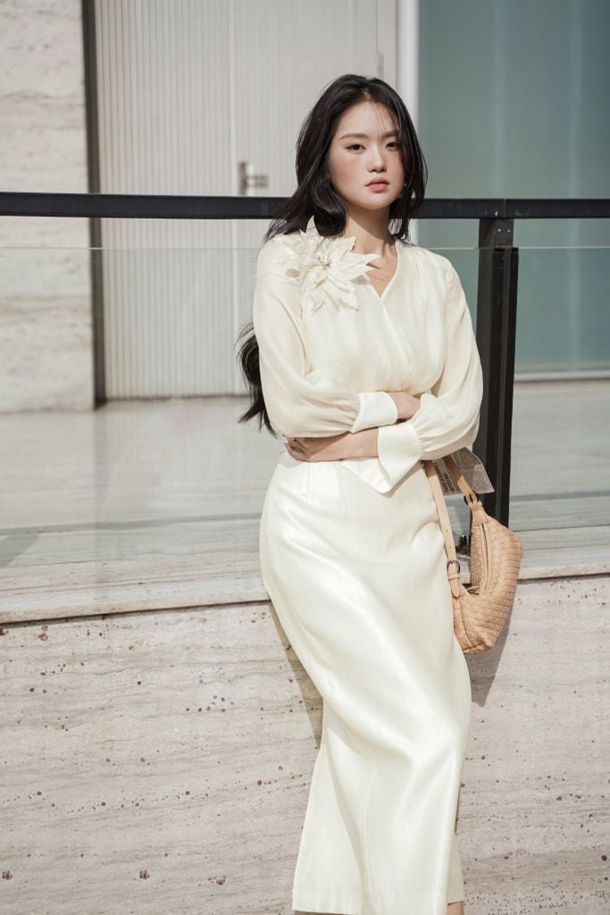 SƠ MI TƠ ĐÍNH HOA SM05872