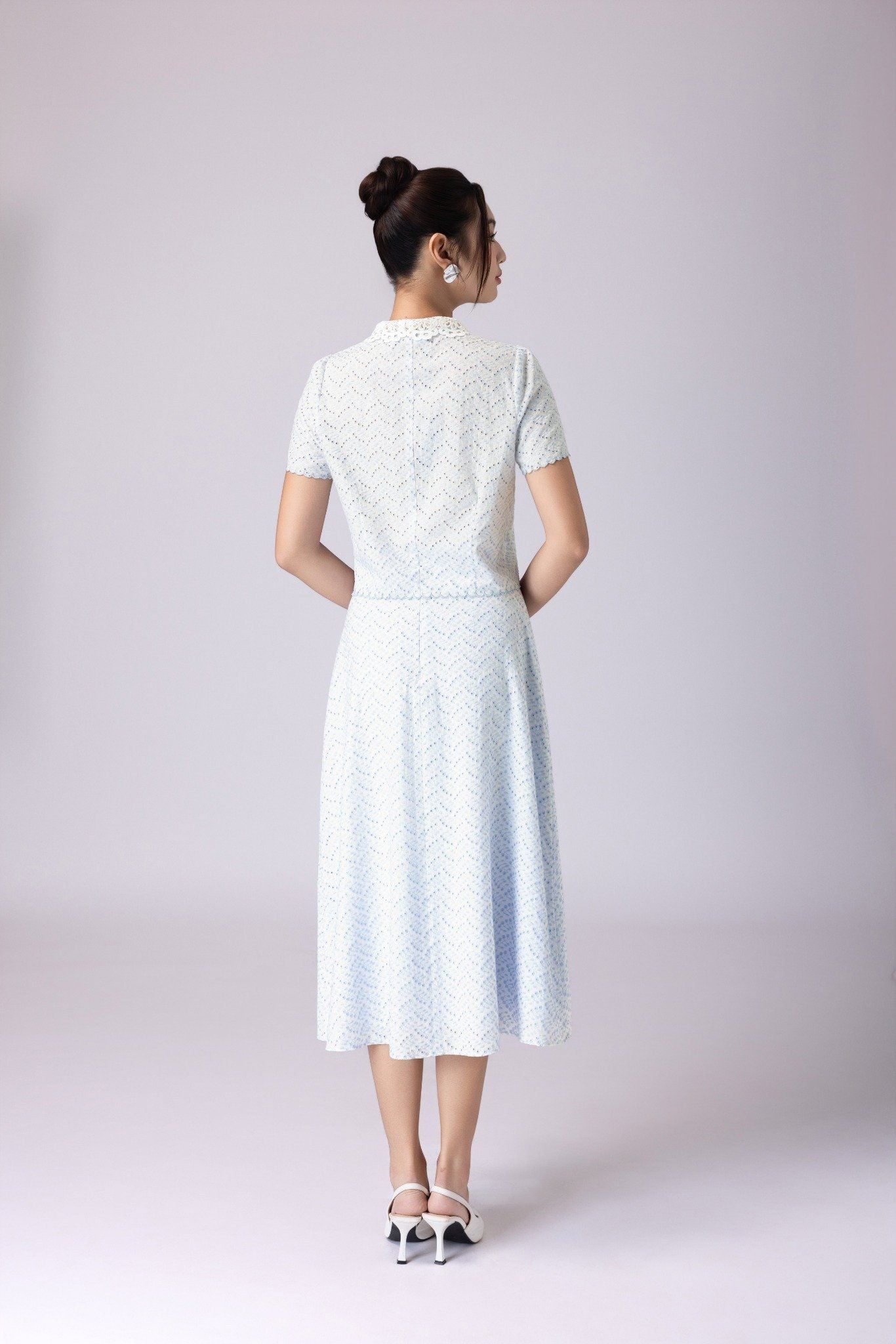 ÁO SƠ MI THÊU HOA SM06792