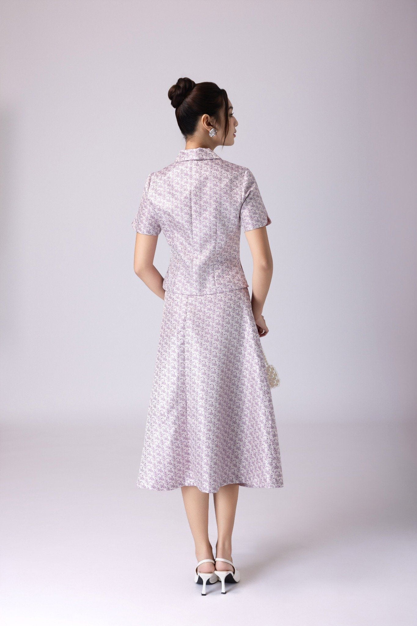 ÁO GẤM HOA NHÍ SM06842